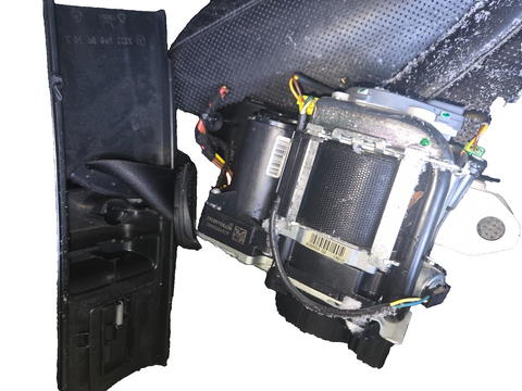 2014 - 2017 Mercedes Benz S550 Front Left Driver Seat Belt Retractor SRS OEM