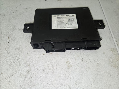 2007-2010 Mercedes-Benz S550 S600 Keyless Go Control Module A 221 870 23 92 OEM