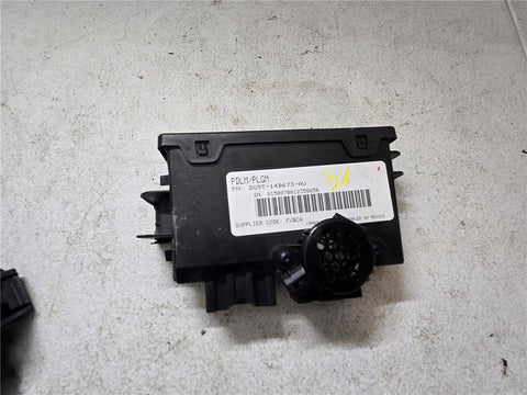 2015 Ford Edge Body Control Computer Module DG9T-14B673-AU OEM