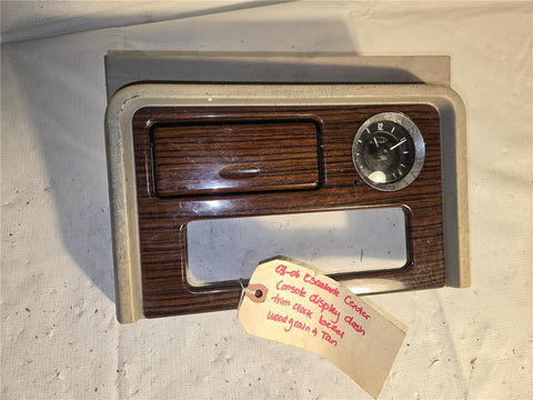 2003 - 2006 Escalade Center Console Display Dash w Trim Clock Bezel 15129423 OEM