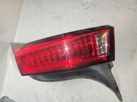 2011 - 2015 Cadillac SRX CTS Coupe RH Taillight 20921574 OEM