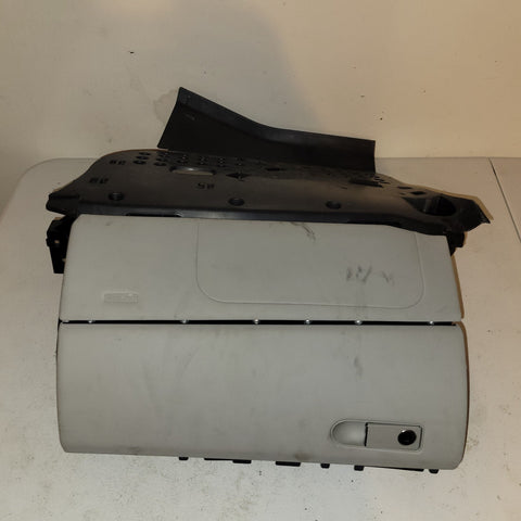 12 - 18 MERCEDES-BENZ CLS550 PASSENGER TAN GLOVE BOX STORAGE COMPARTMENT OEM