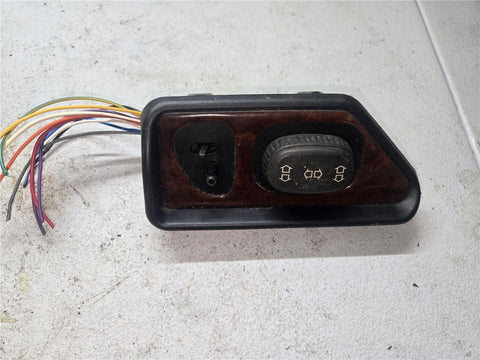 1999 - 2004 Land Rover Discovery II Seat Switch 828728-1 OEM
