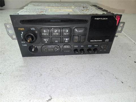1995 - 2002 Chevrolet GMC Yukon Sierra Silverado Tahoe Radio FM CD 16232131 OEM 