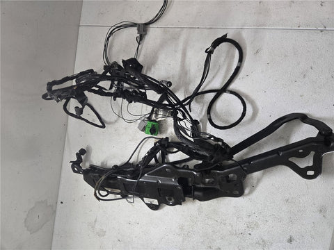 06-13 VOLVO C70 Convertible L Rear Deck LID Hinge Lock Bracket 09466636011 OEM