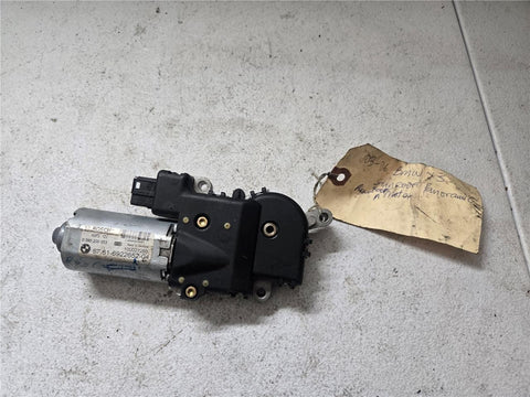 2003 - 2006 BMW X3 Rear Sunroof Motor 0 390 200 053 OEM