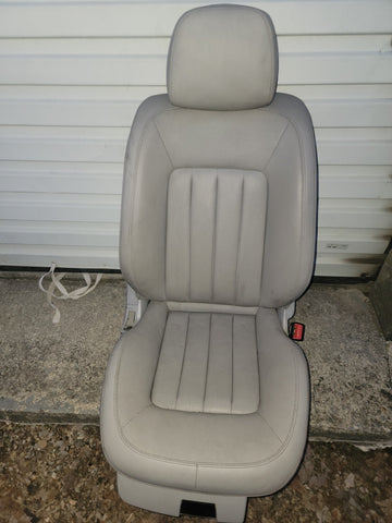 12 - 15 MERCEDES-BENZ CLS550 W218 RIGHT Power FRONT gray leather heated seat oem