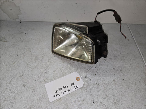 1999 Infiniti QX4 Right Fog Light 261501W325 OEM