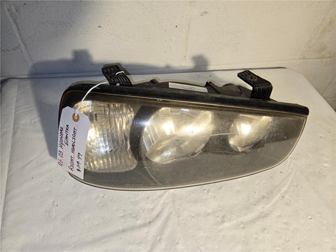 2001 - 2003 Hyundai Elantra Right Headlight 921012D150 OEM