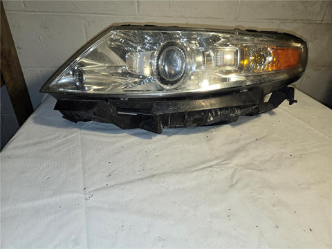 2009 - 2012 Lincoln MKS Left HID Headlight 8A53-13005-B, 8A53-13005-C OEM