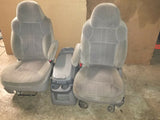 99 -07 Ford F250 F350 SUPERDUTY GRAY FRONT POWER MANUAL CLOTH SEAT SEATS CONSOLE