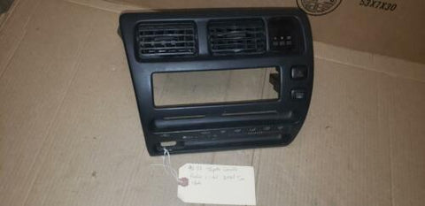 93 94 95 96 97 TOYOTA COROLLA CENTER DASH RADIO CLIMATE CONTROL BEZEL CLOCK TRIM