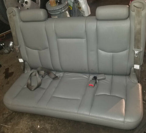 00 - 06 SUBURBAN YUKON XLGRAY LEATHER 3RD ROW BENCH SEATS SEAT