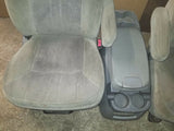 99 -07 Ford F250 F350 SUPERDUTY GRAY FRONT POWER MANUAL CLOTH SEAT SEATS CONSOLE