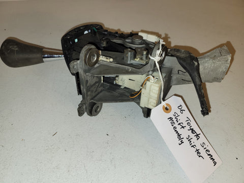 Copy of 06 Toyota Sienna Shift Shifter Assembly OEM